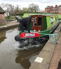 The Mino canal boat